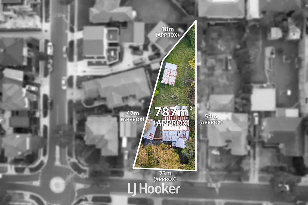 Dandenong 3房 787sqm开发潜力 黄金地段 多套联排别墅 STCA 增长型地点 基础设施投资 A Landmark Opportunity for Development in One of Dandenong's Fastest-Growing Locations