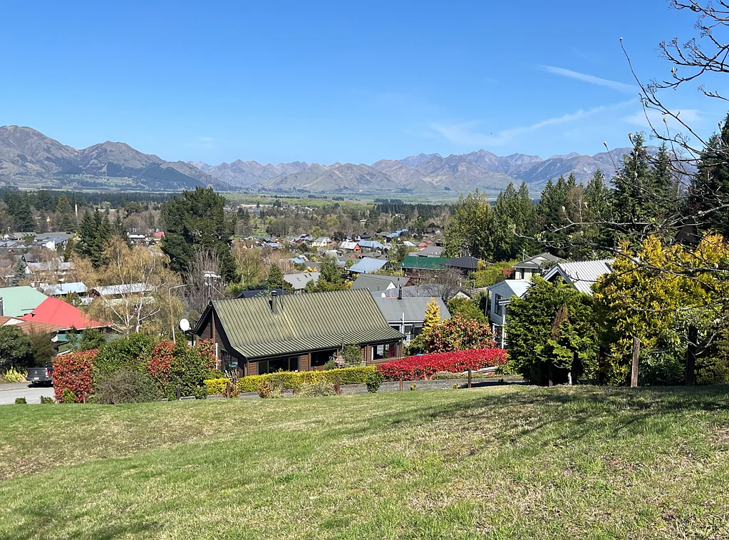 Hanmer Springs  Prime elevated section with breathtaking views