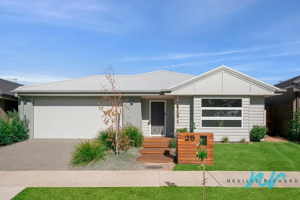25 Seabrook Crescent, St Leonards, VIC 3223