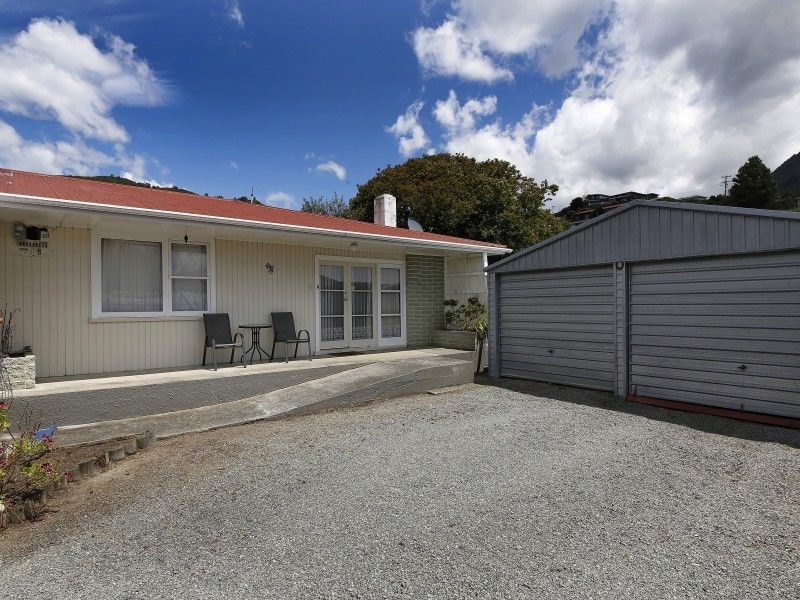 45b Kent Street, Picton, Marlborough, 2 rūma, 1 rūma horoi