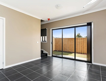 2/140 Graham Street, Broadmeadows, North Melbourne, 2 Kuwarto, 1 Banyo, Townhouse