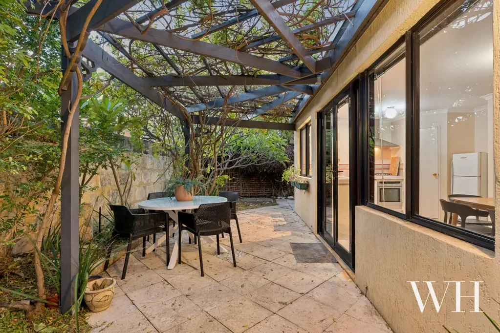 Beaconsfield 3部屋 Seclusion & Serenity: Private Parkside Escape