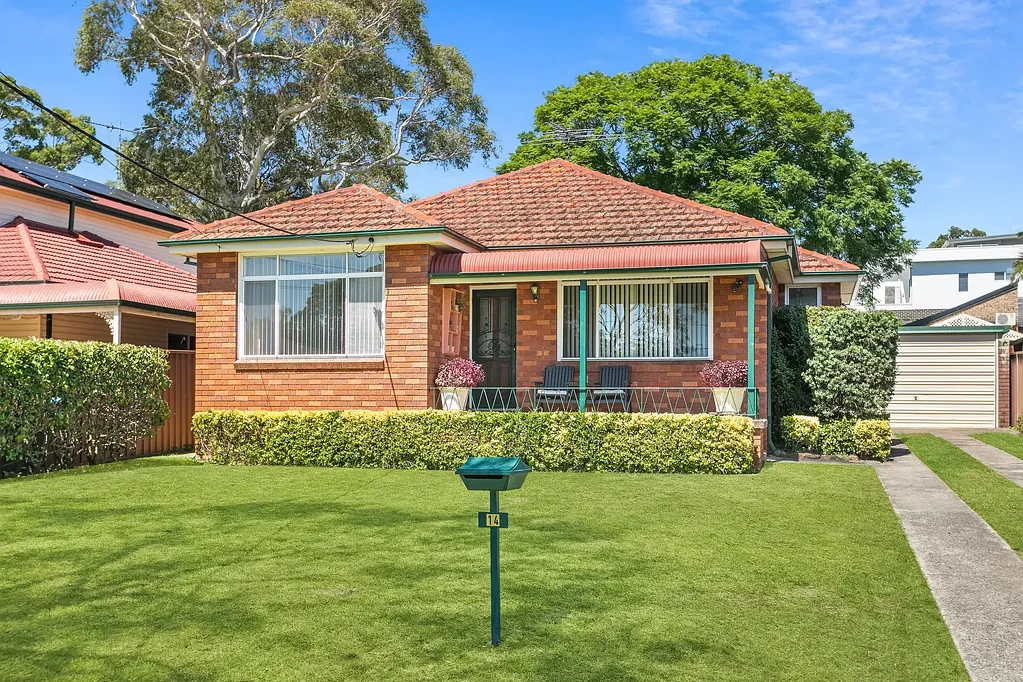 14 Amiens Avenue, Engadine, NSW 2233