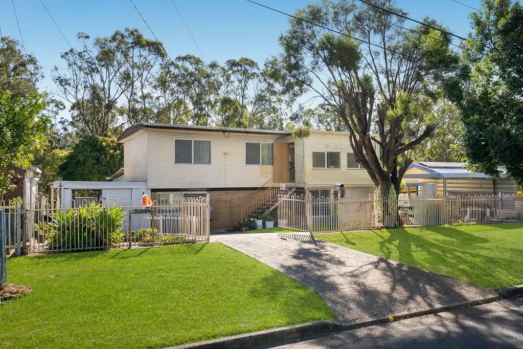 Crestmead 3 Bedroom NATURE VIEWS & NO REAR NEIGHBOURS!