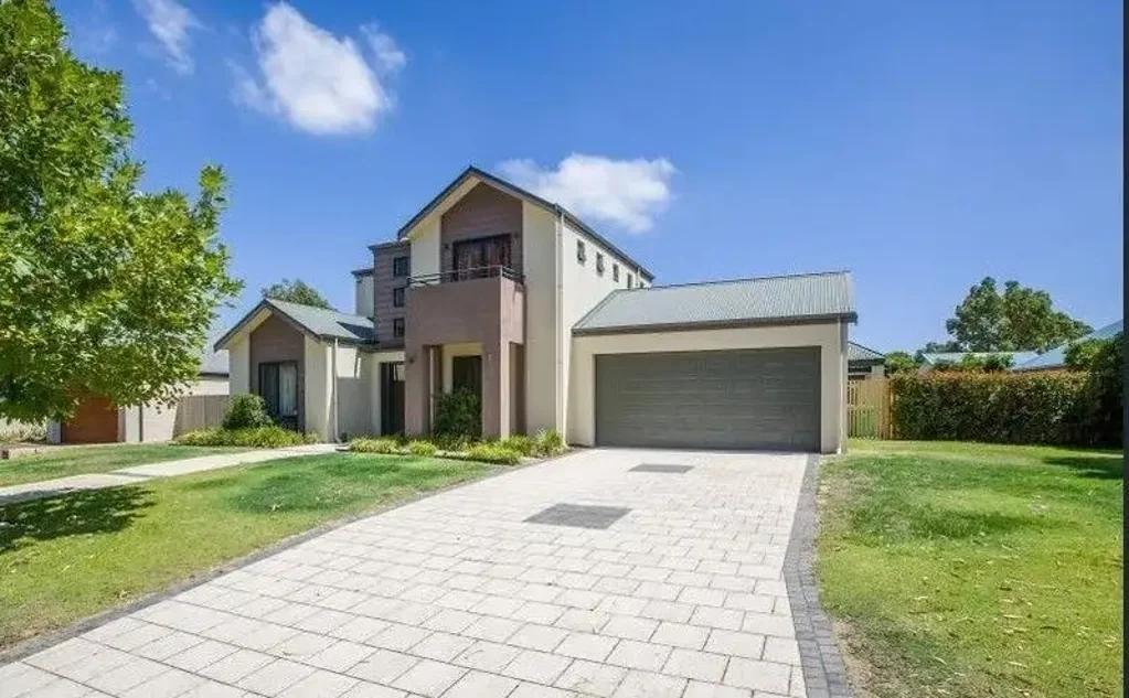 Dalyellup 4房  Coastal Elegance Meets Family Comfort