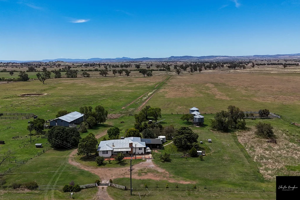 Winton WELL LOCATED VERSATILE PROPERTY IN THE TAMWORTH DISTRICT
