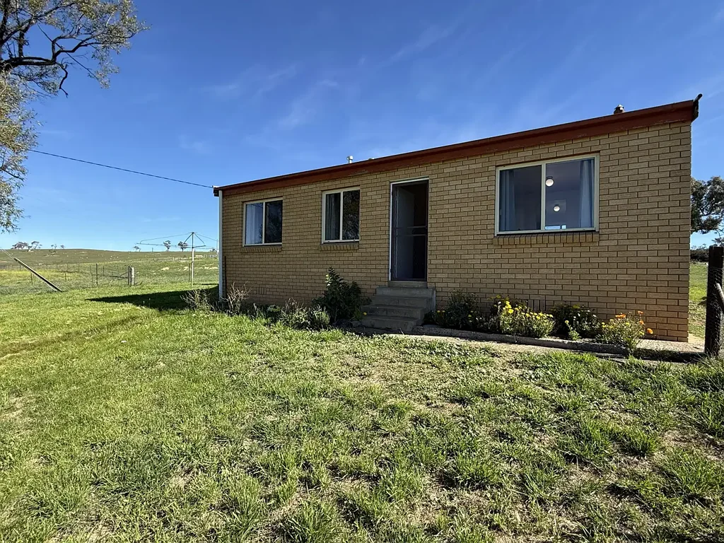 3465 Snowy Mountains Highway, Dry Plain