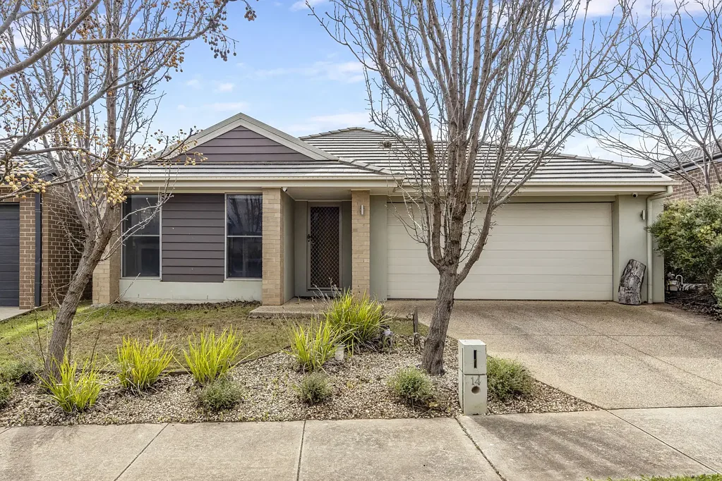 THIS PROPERTY FEATURES:
