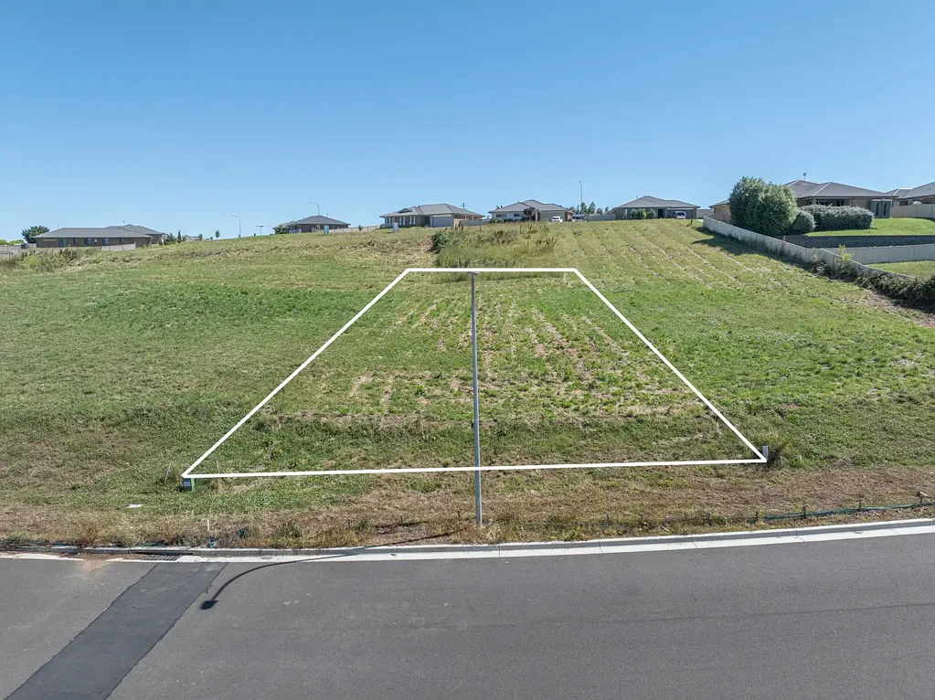 25 Honeyman Drive, Orange, NSW 2800