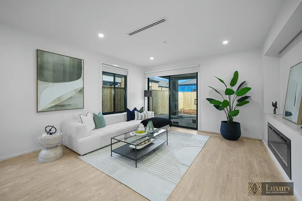 4 Montestella Street, Deanside, VIC 3336
