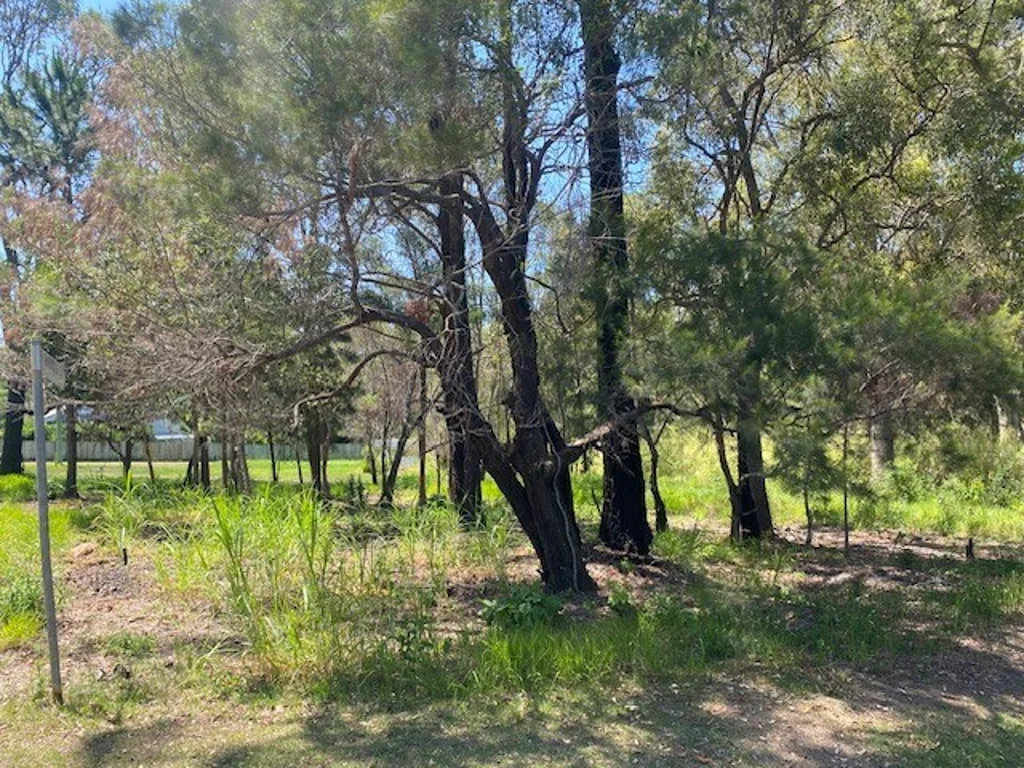 Macleay Island Just a "Wedge Away"
