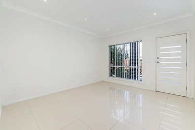 3/8 Holland Crescent, Casula, NSW 2170, 3房, 2浴, Townhouse