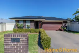 30 SHERRARD CRES, Dubbo