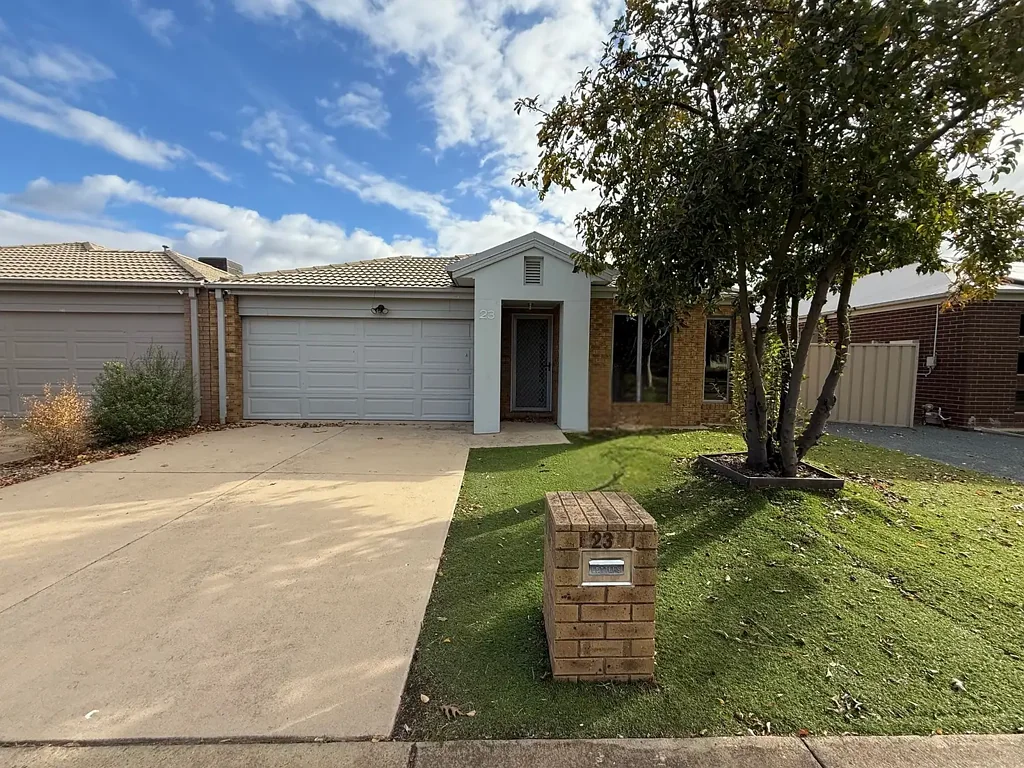 Well Maintained 3 bedroom House