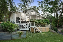 143 Meander Road, Hurstbridge
