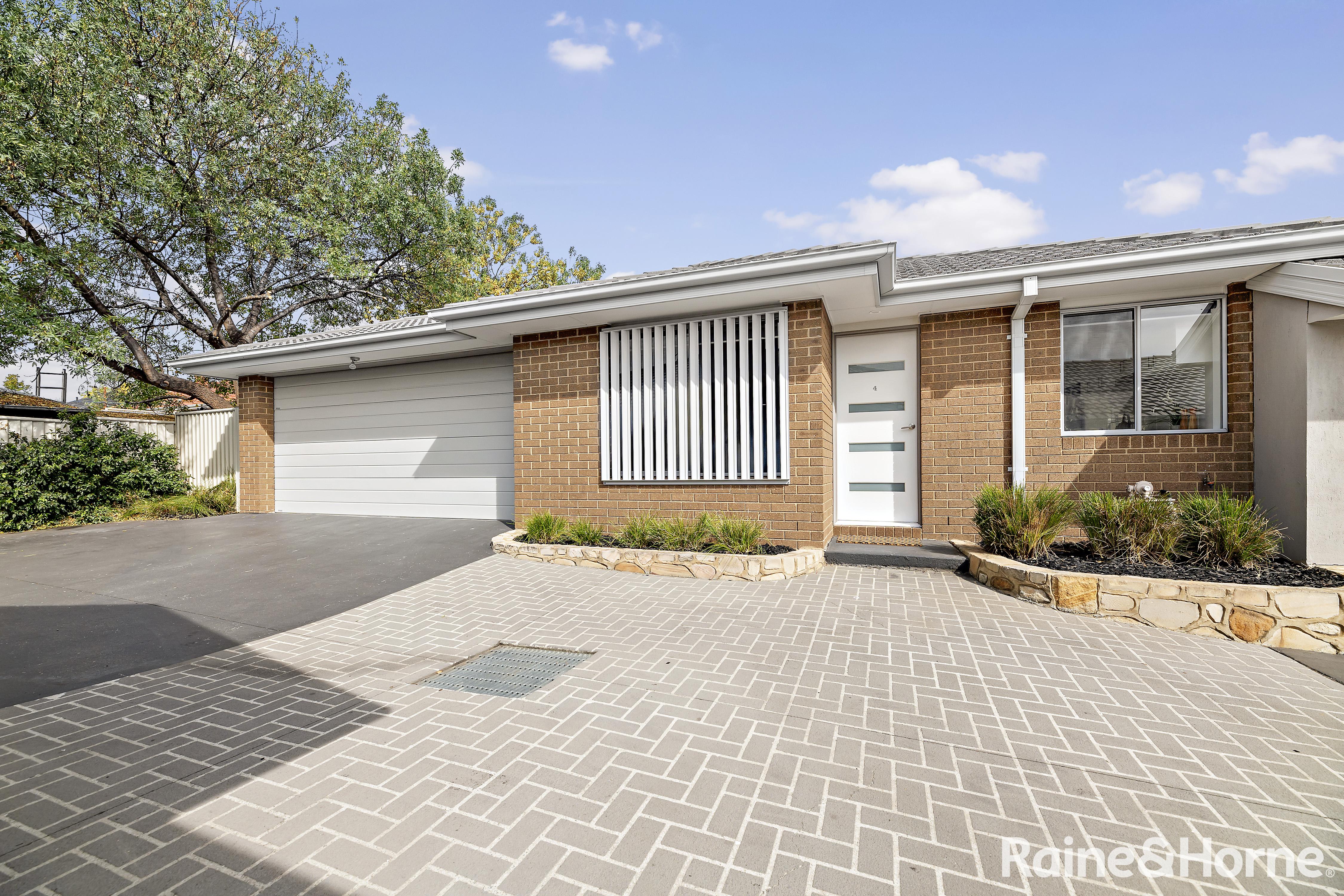 UNIT 4 78 URIARRA RD, CRESTWOOD NSW 2620, 0 ਕਮਰੇ, 0 ਬਾਥਰੂਮ, Townhouse