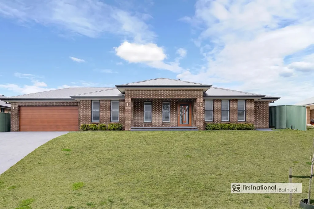 14 Governors Parade, Windradyne, NSW 2795