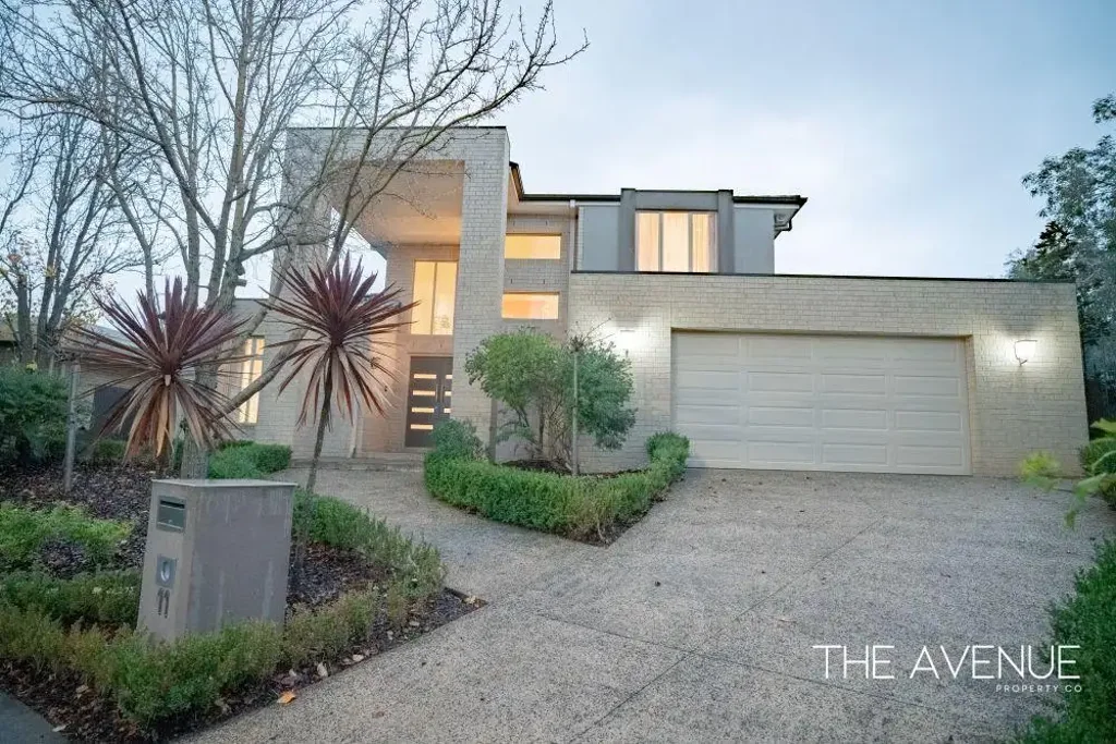 11 The Close, Mount Waverley, VIC 3149