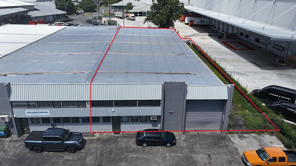 East Tamaki 537sqm Industrial + Secure Yard Space | JLL