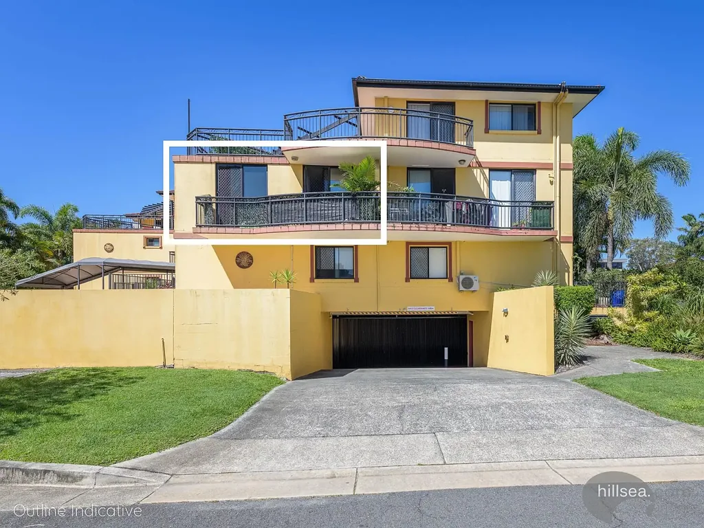 15/10-12 Bath Street, Labrador, QLD 4215