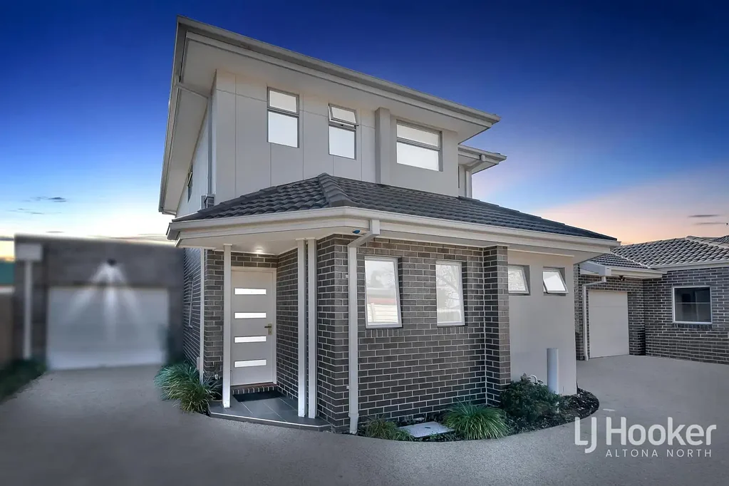 Newport 4ਬੈੱਡਰੂਮ 4 Bedroom Beauty on 2 Levels