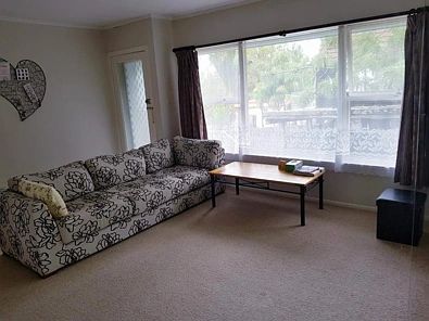 Two bedroom Furnished unit in Northcote Point