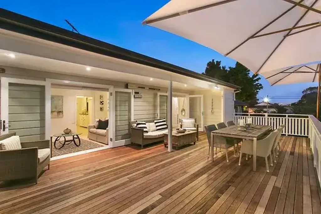 Prime Location Charming 3-Bedroom Hamptons-Style House at Hunters Hill