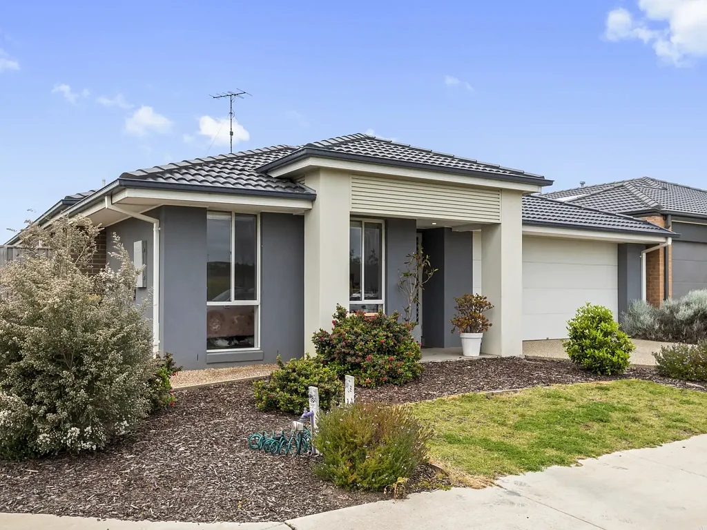Torquay 4 Slaapkamer Corner Block Perfection - Price Reduction