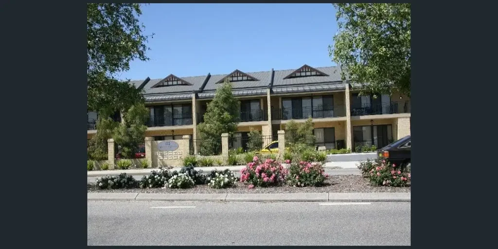 2 Bedroom Apartment on Morrision!!!