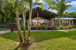 21 SATINWOOD ROAD, Rainbow Beach