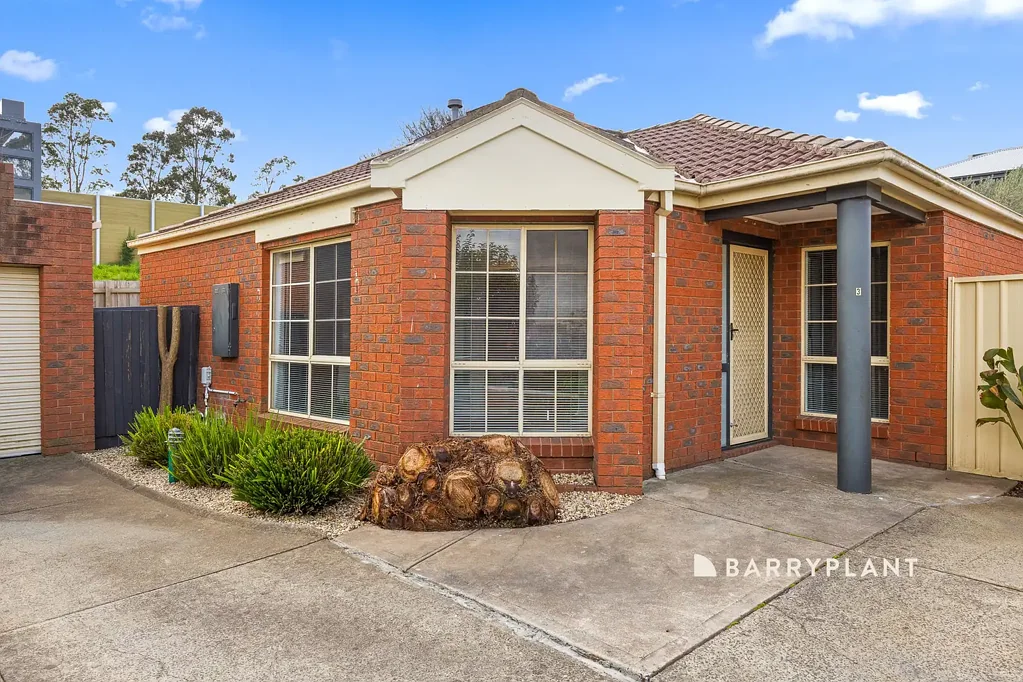 3/61 Strathavan Drive, Berwick, VIC 3806