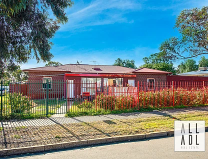 36-38 Worthington Road, Elizabeth East, Northern Adelaide, 6 habitaciones, 2 baños, House