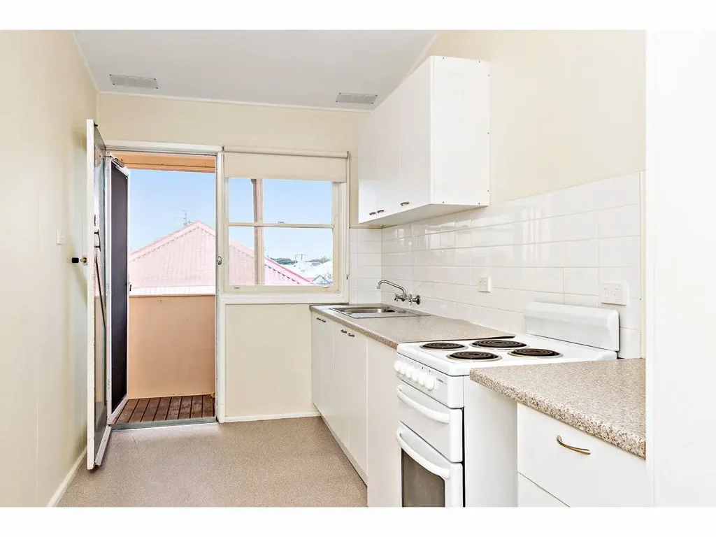 CONVENIENT STOCKTON LIVING WITH EVERYTHING AT YOUR DOOR
