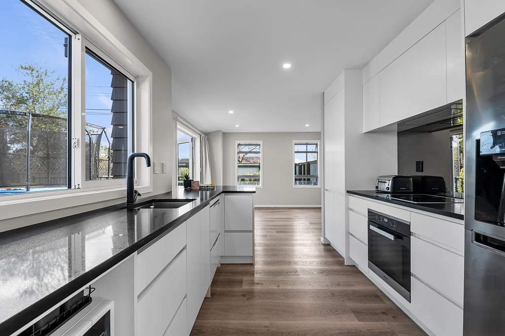 Glenholme 2房  Luxury Living In Glenholme!