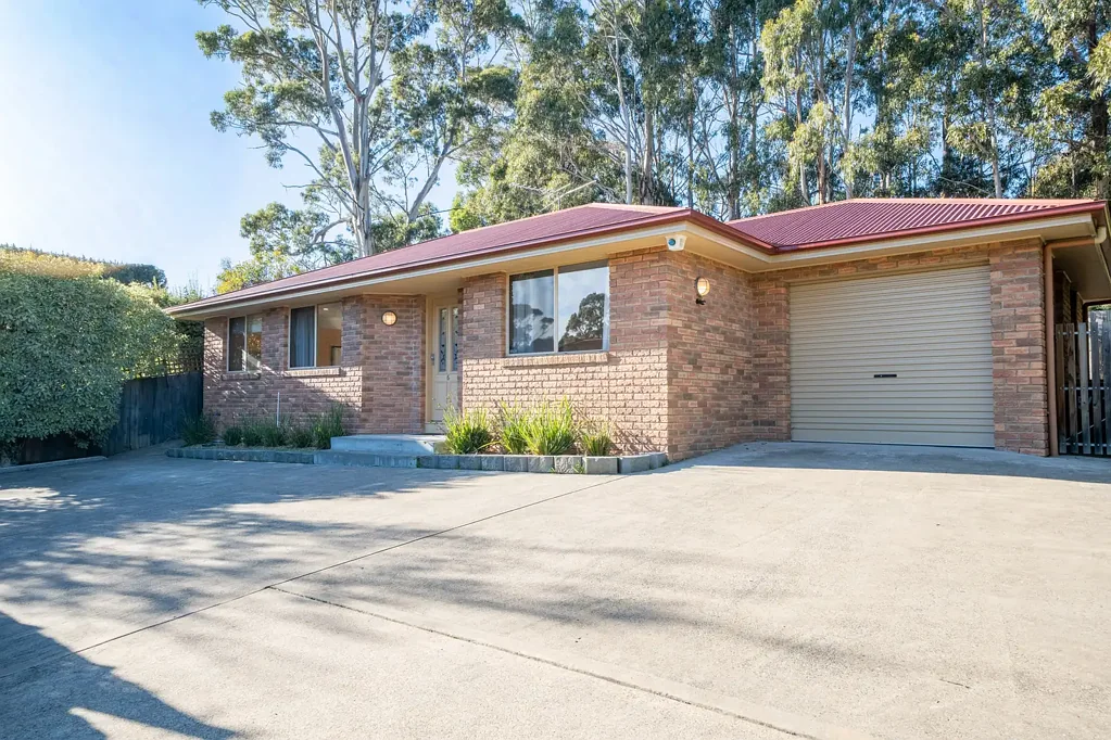 Private & Secure Unit in Kingston