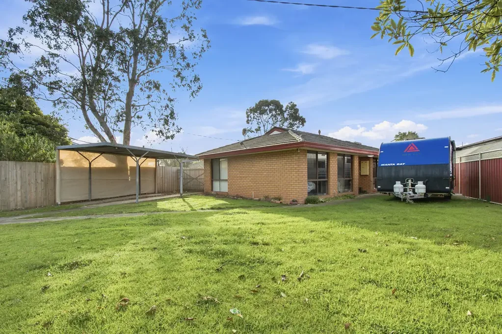 Sale 2房  Investment Opportunity with Tenancy until May 2027