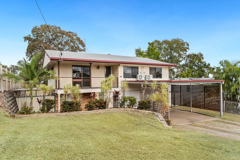 Frenchville 4Zimmer Elevated Family Living with Views, Side Access & Space for Everyone