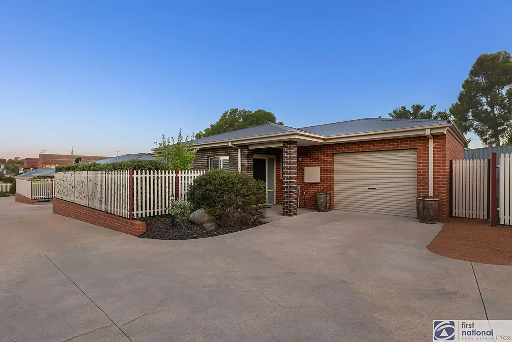 4/43 -45 Dutton St, Yass, NSW 2582