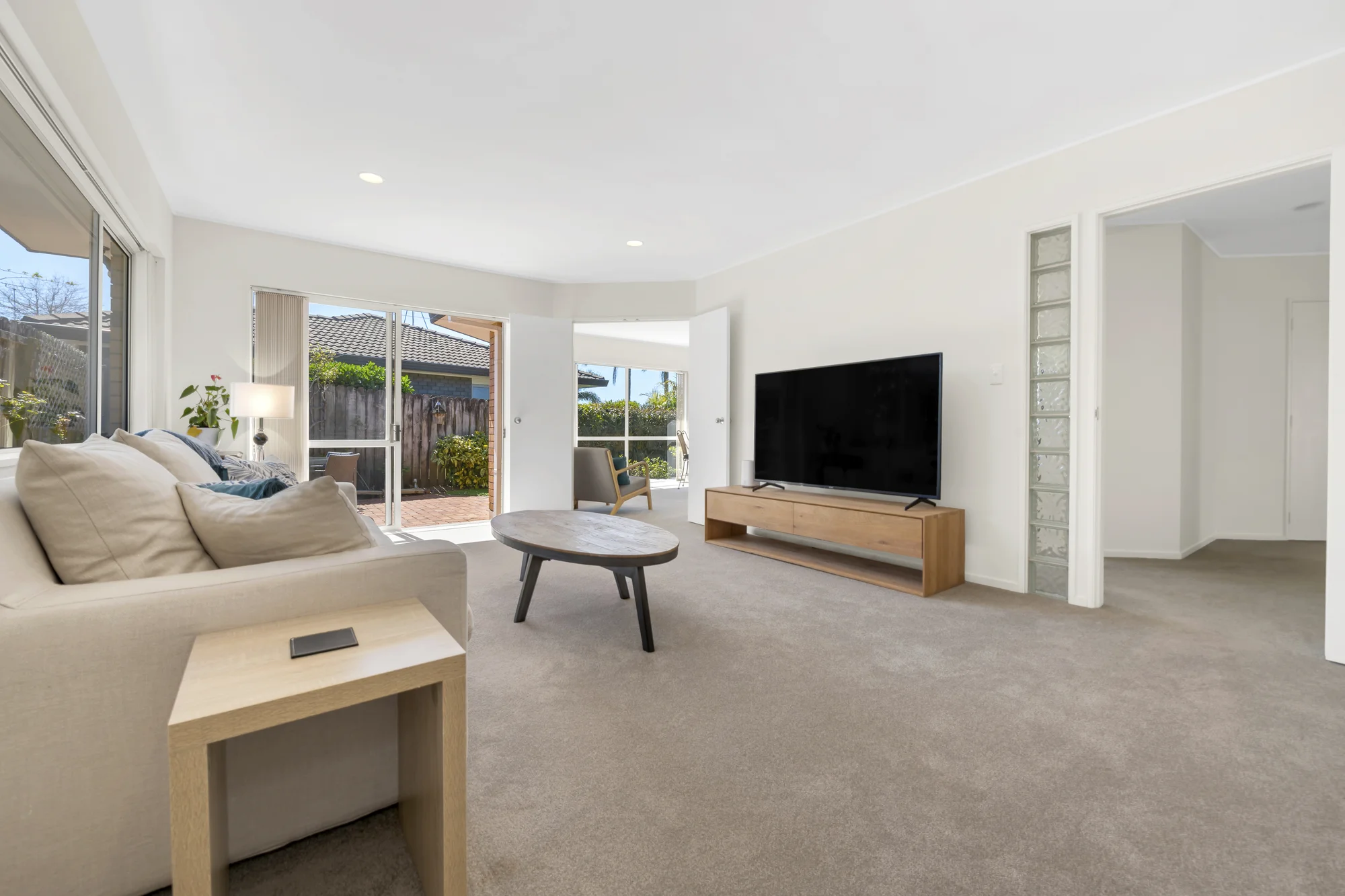 2/248 Botany Road, Botany Downs, photo 6