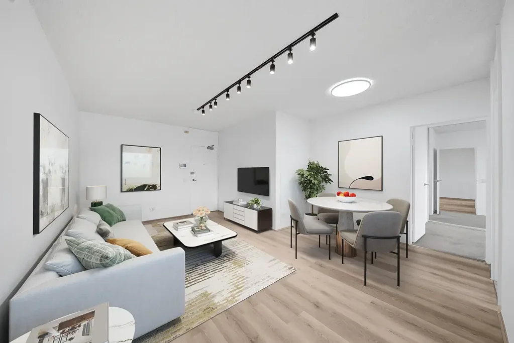 MODERN LUXURY APARTMENT WITH SECURE PARKING & STORAGE – HEART OF BONDI JUNCTION