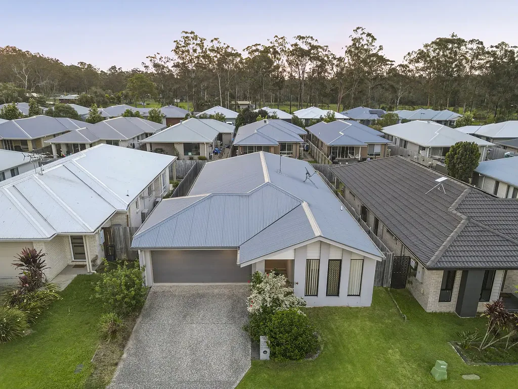 Logan Reserve 4침실 Modern Family Living in a Quiet Neighbourhood