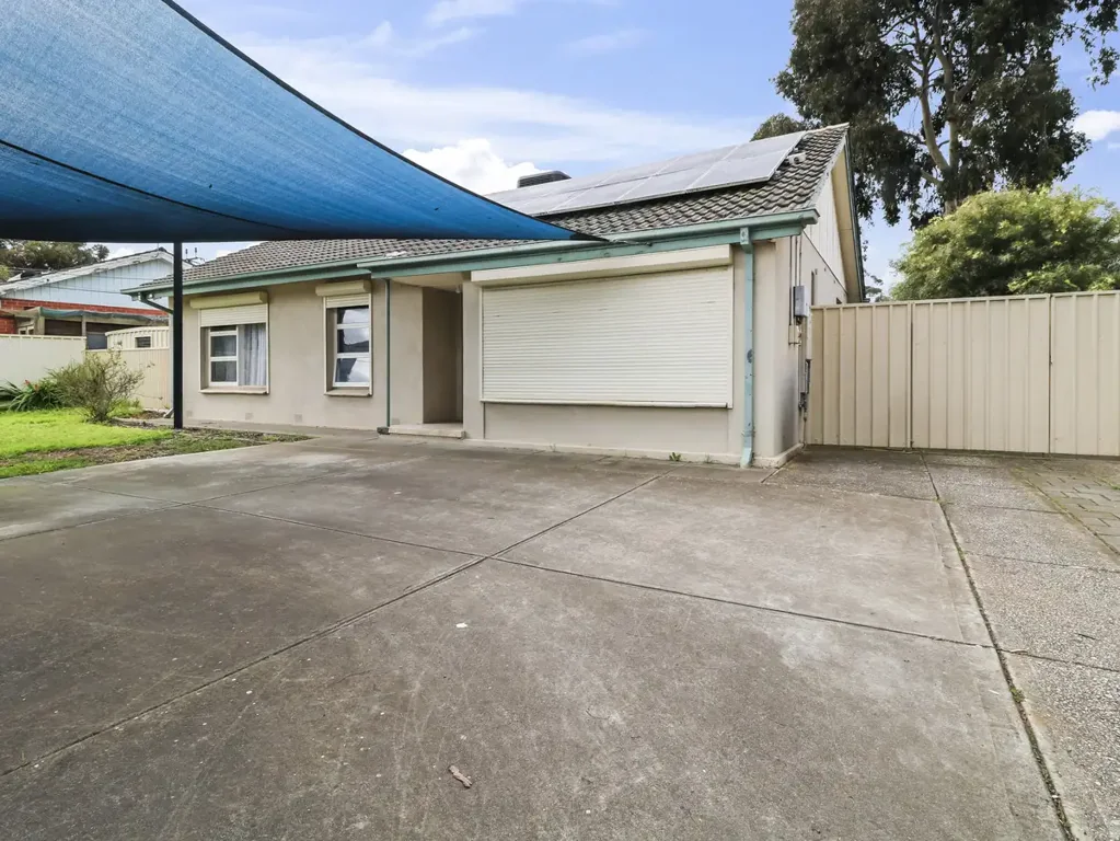 Family Home in Brahma Lodge
