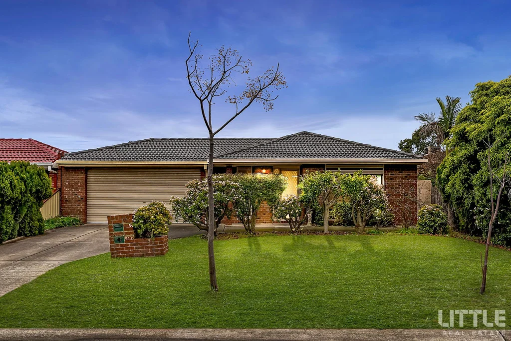 36 Kingsmead Close, Sunshine North, VIC 3020
