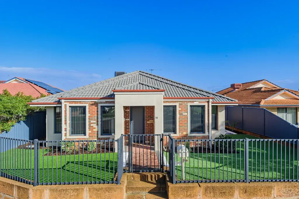 11 Peppies Crescent, Byford, WA 6122