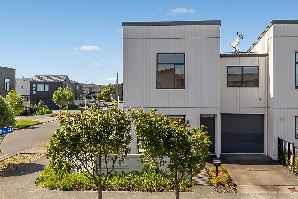 17 Whimbrel Road, Flat Bush, Manukau City, Auckland