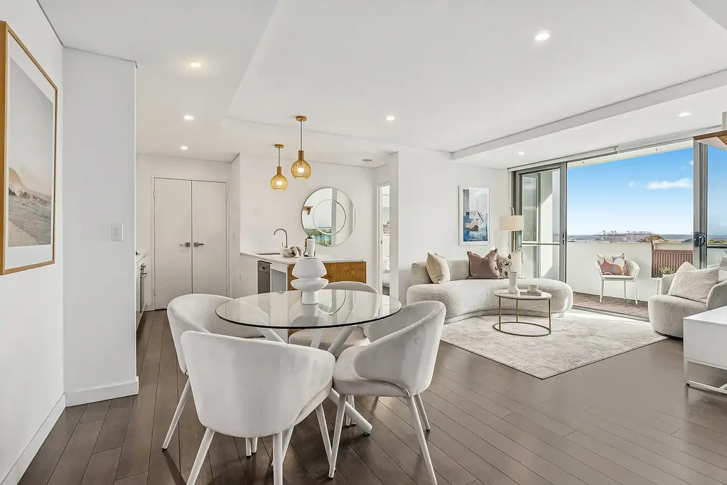 Matraville 2 Bedroom Enjoy Panoramic Views from This Stylish and Serene Modern Apartment