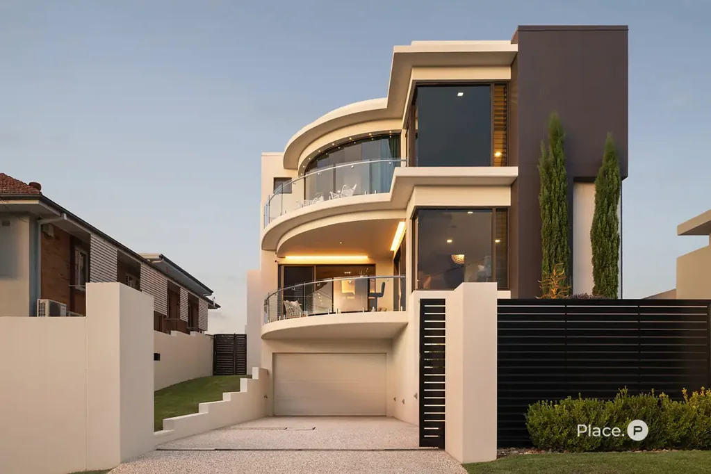 90 Sirius Street, Coorparoo, QLD 4151