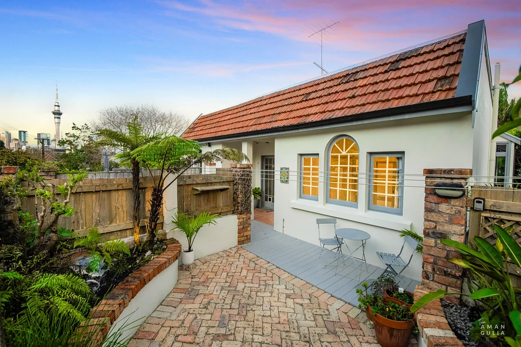 2/39 Anglesea Street, Freemans Bay, Auckland City, Auckland