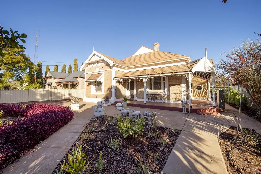 Port Pirie 4 Bedroom A LOT OF BLOOD, SWEAT AND TEARS