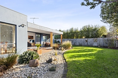 Labas ng Bahay - 10 FATHOM DR, TORQUAY VIC 3228